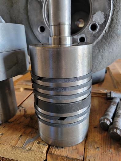 Used Ariel 4.625” HJ 2600# Cylinder SN C-51675
