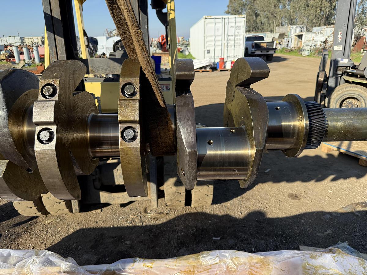 Used Waukesha A200411D Crankshafts 