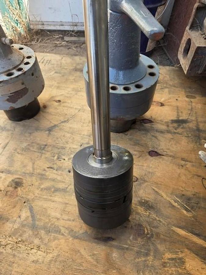 Used Ariel 5.5 RJ Cylinder C-47811