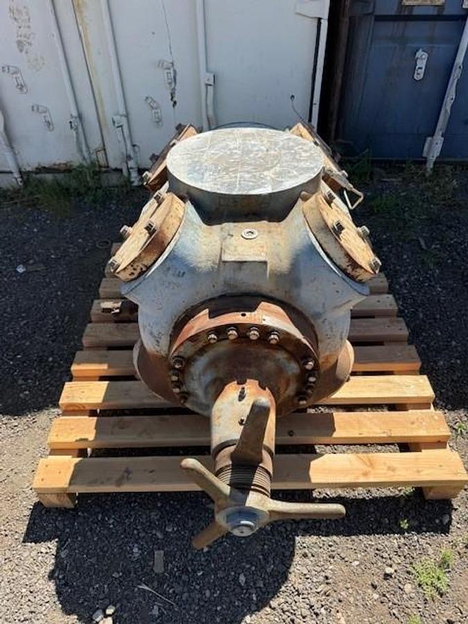 Used Ariel 10.5” JGC 1000# Cylinder SN C-32385-R