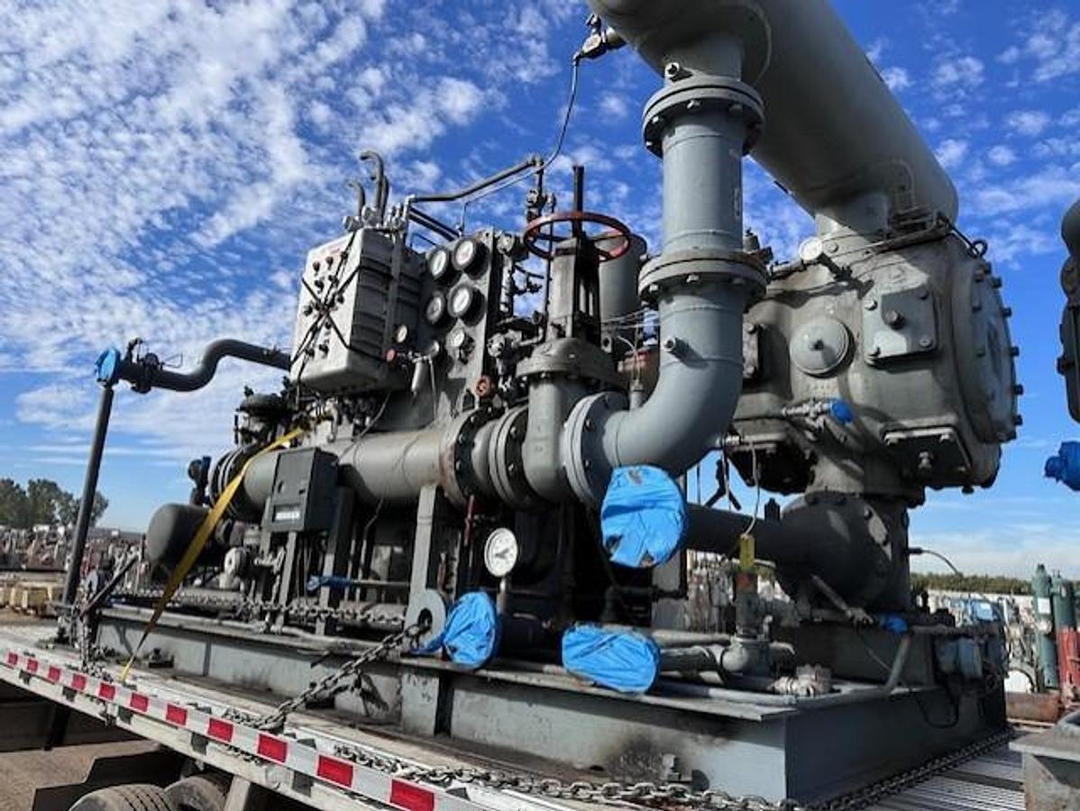 Used Cooper Pennsylvania HOF-2 SN 120840 Cylinder Sizes 18.5” x 10” x 9” stroke / 250 HP unit 