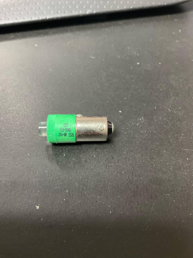 CAT Lamp-Green PN: 153-5040