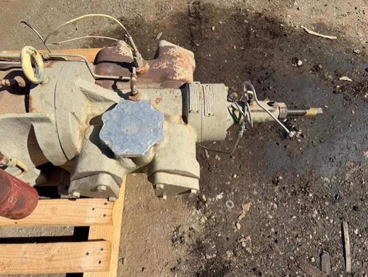 Used Ariel JGM-2 Frame SN F-5793 with (2) 4.125” JGM 720 # Cylinders 