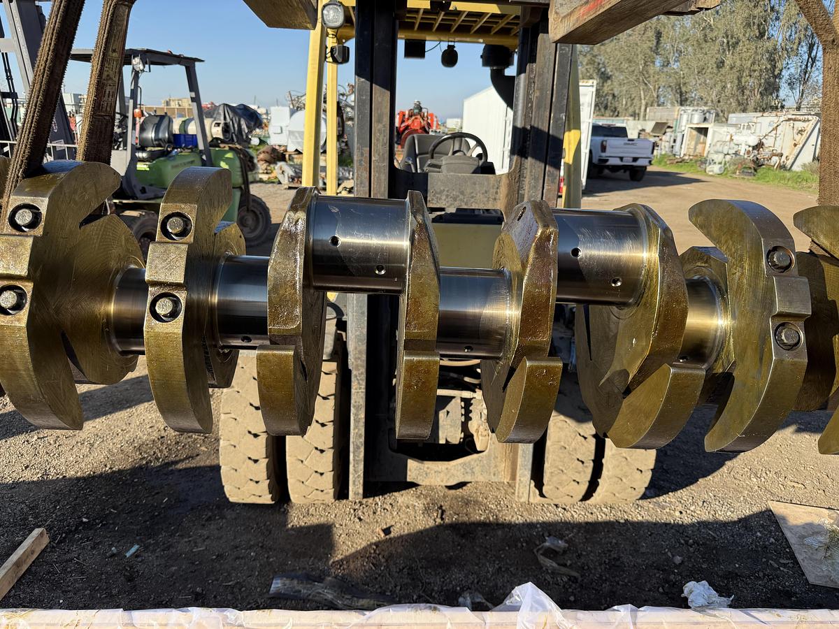 Used Waukesha A200411D Crankshafts 