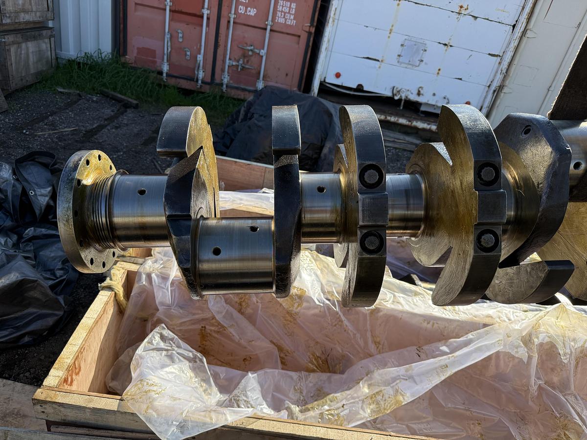 Used Waukesha A200411D Crankshafts 