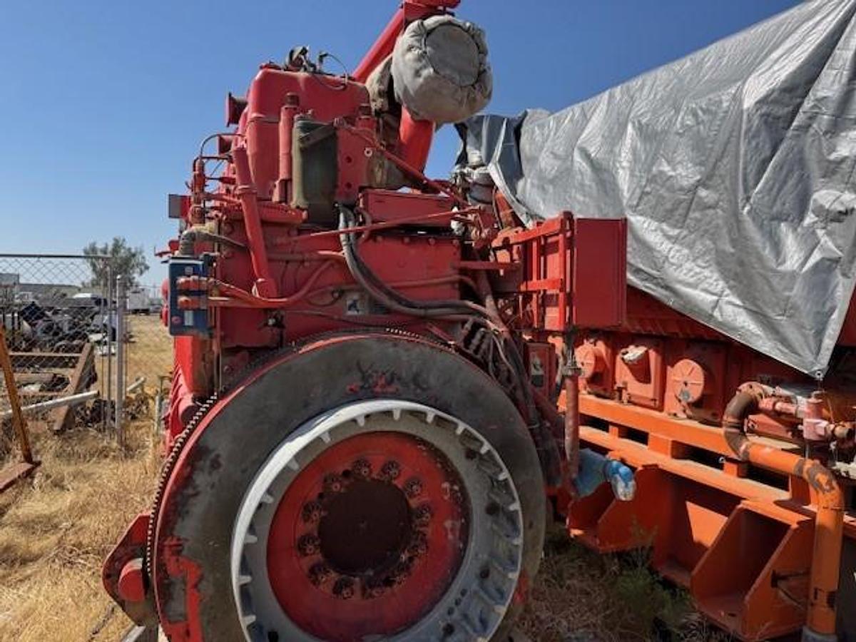 Used Waukesha 8LAT27GL Natural Gas Engine SN: C-80393/01