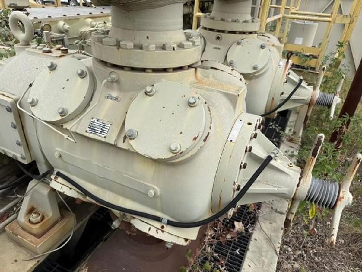 Used Waukesha L7044GSI ESM S/N C-16954/1 / Ariel JGD-4-2 Stage S/N F-28954 Size 13.625" x 13.625" x 7.875" x 7.875"