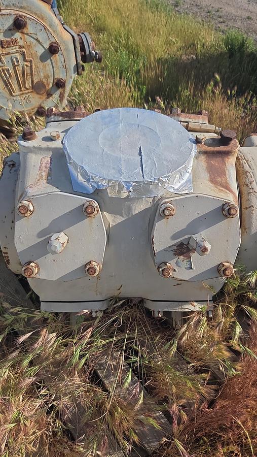 Used Clark CFB Cylinders CFB752