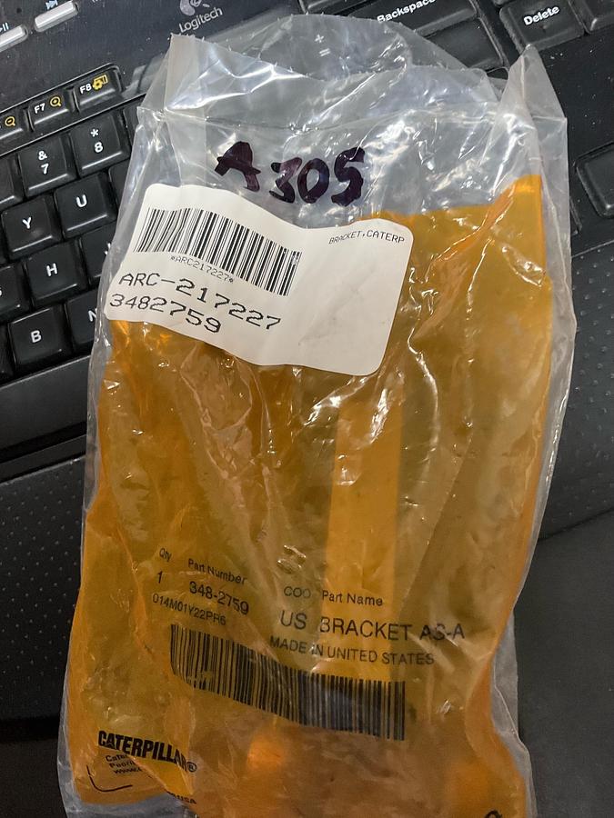CAT Alternator Bracket PN: 3482759