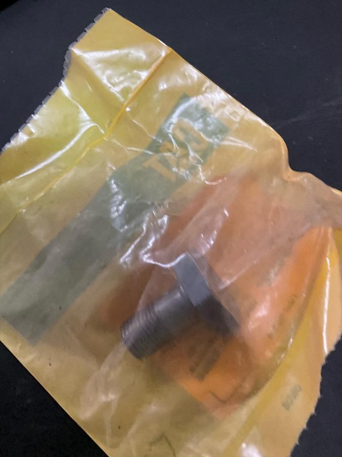 CAT 1/2" Oil Line Screw PN: 1F-7603