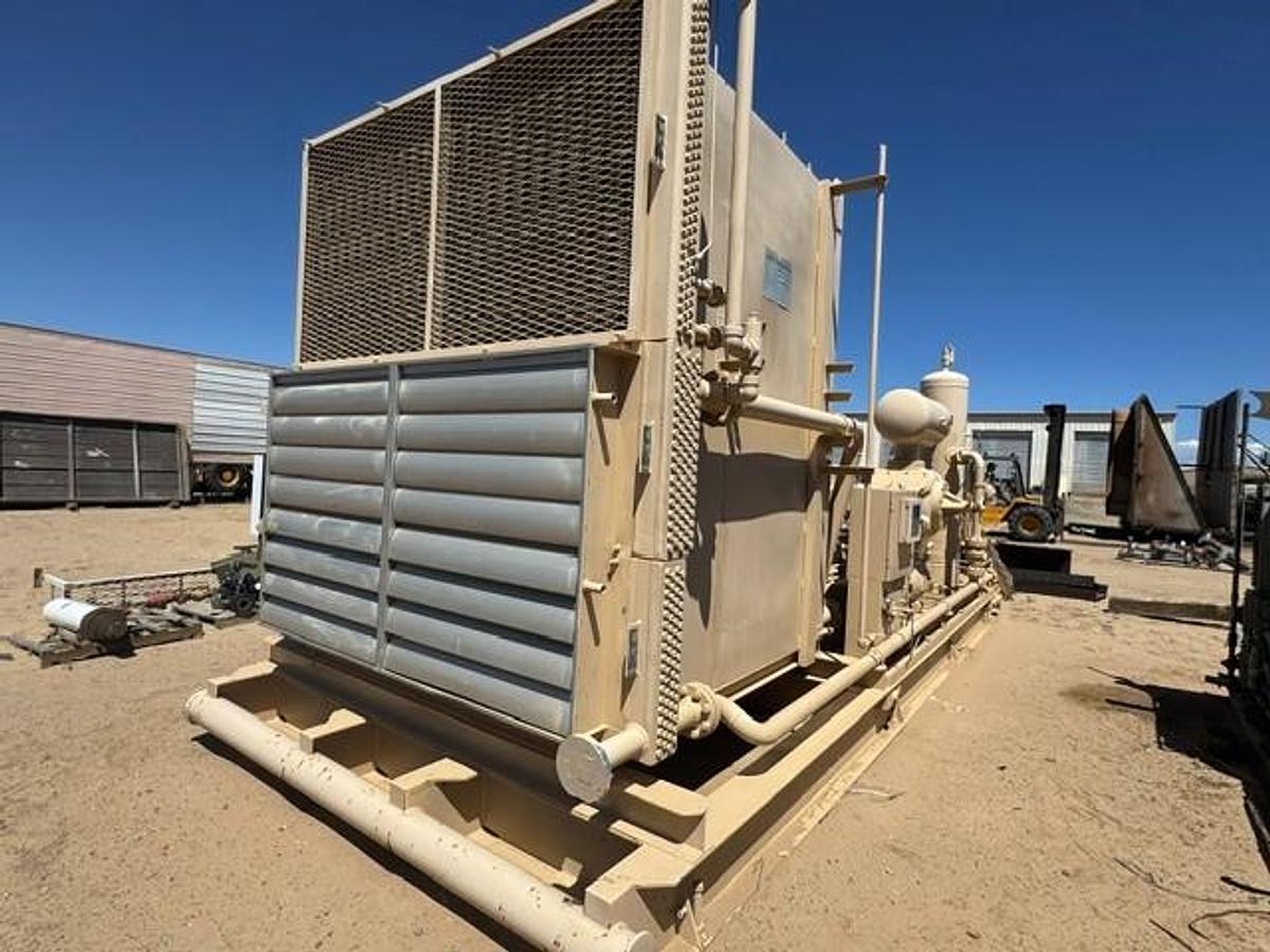 Used 350 HP / Ariel JGJ-2 Two Stage Compressor Package Size 15.25" x 8.375" SN F-17062