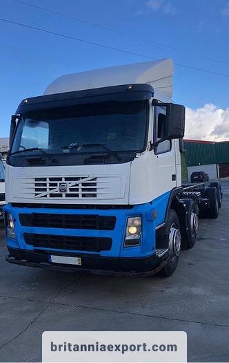 Used 2005 VOLVO FM12 380 8X2 chassis cab