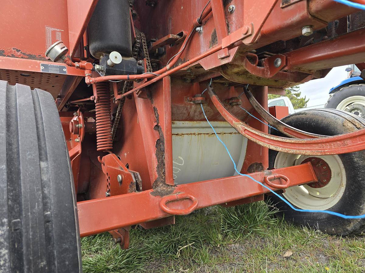 Used 2003 Hesston 4655 Baler