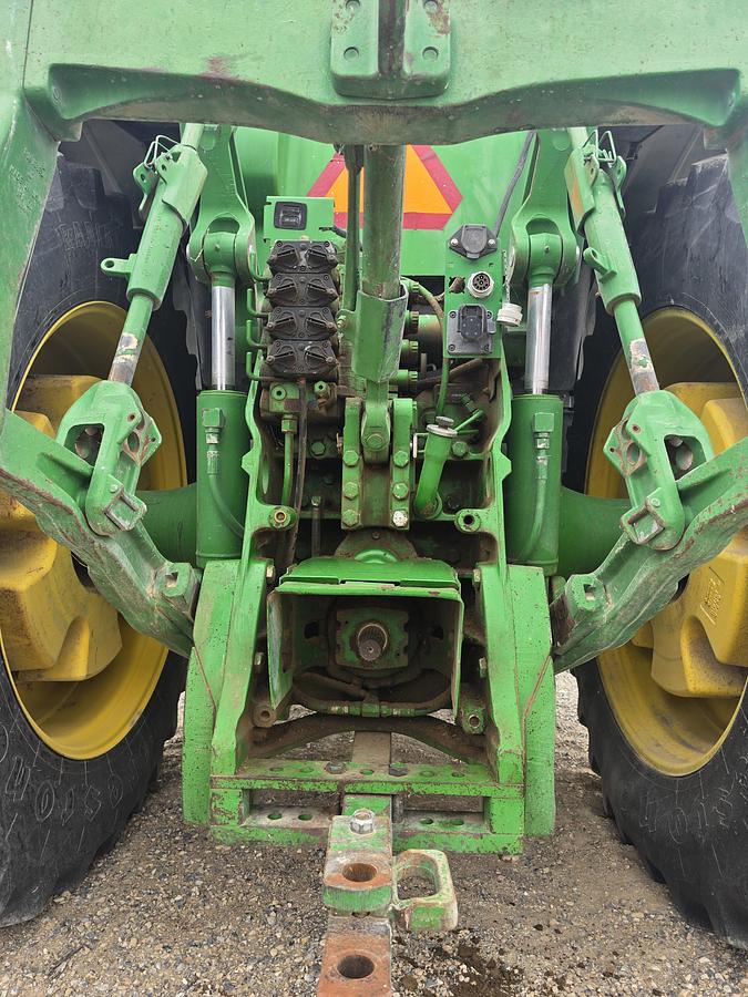 Used 2005 John Deere 8420 Tractor w/ 6000 hrs
