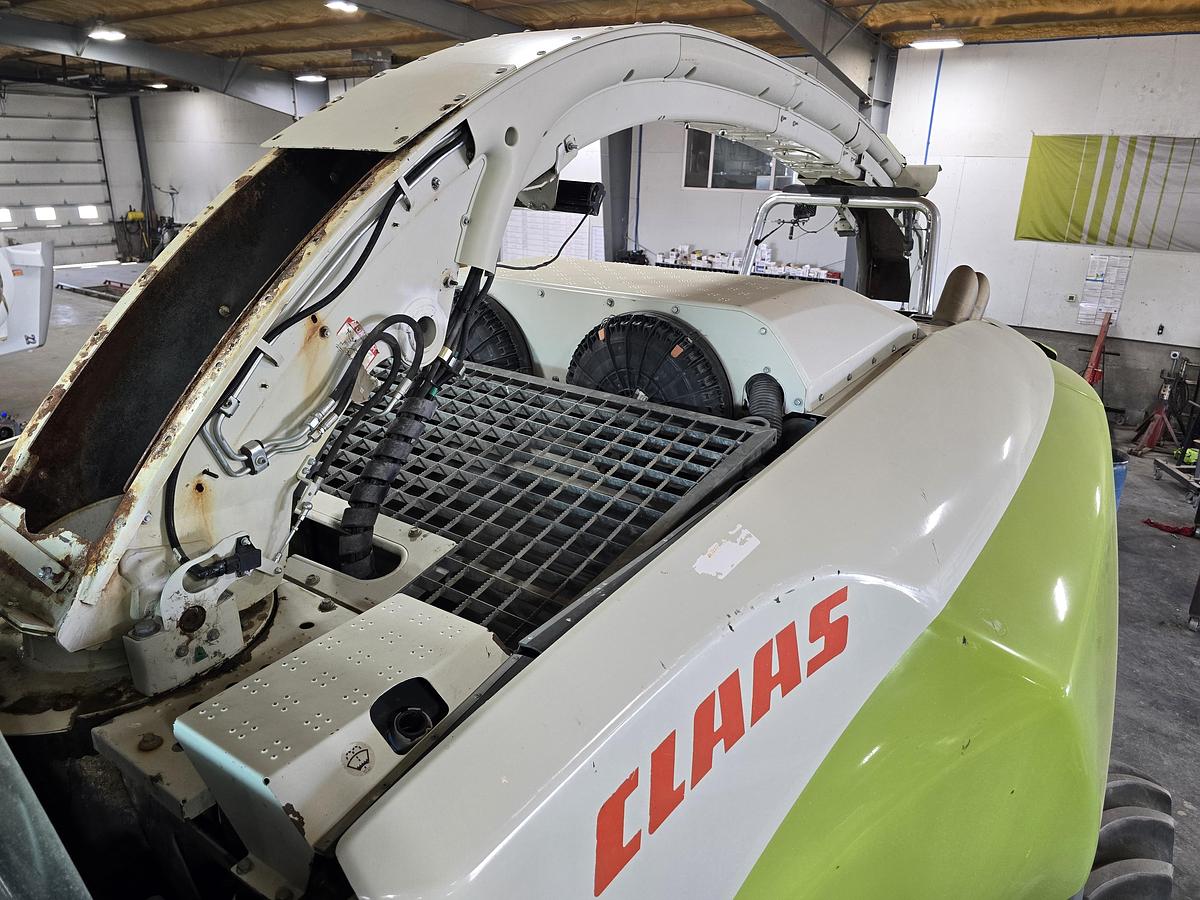 Used 2017 Claas Jaguar 980 Forage Harvester / Chopper