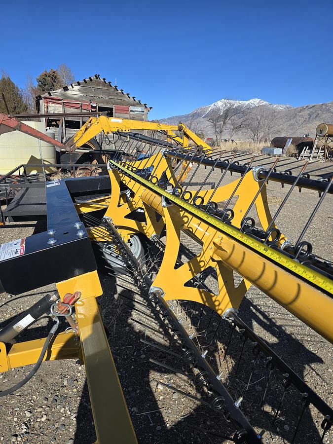 Used Bauman 5910 Hay Fluffer