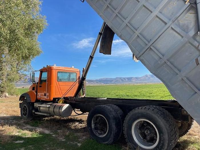 Used 2009 Mack GU713 Dump Truck