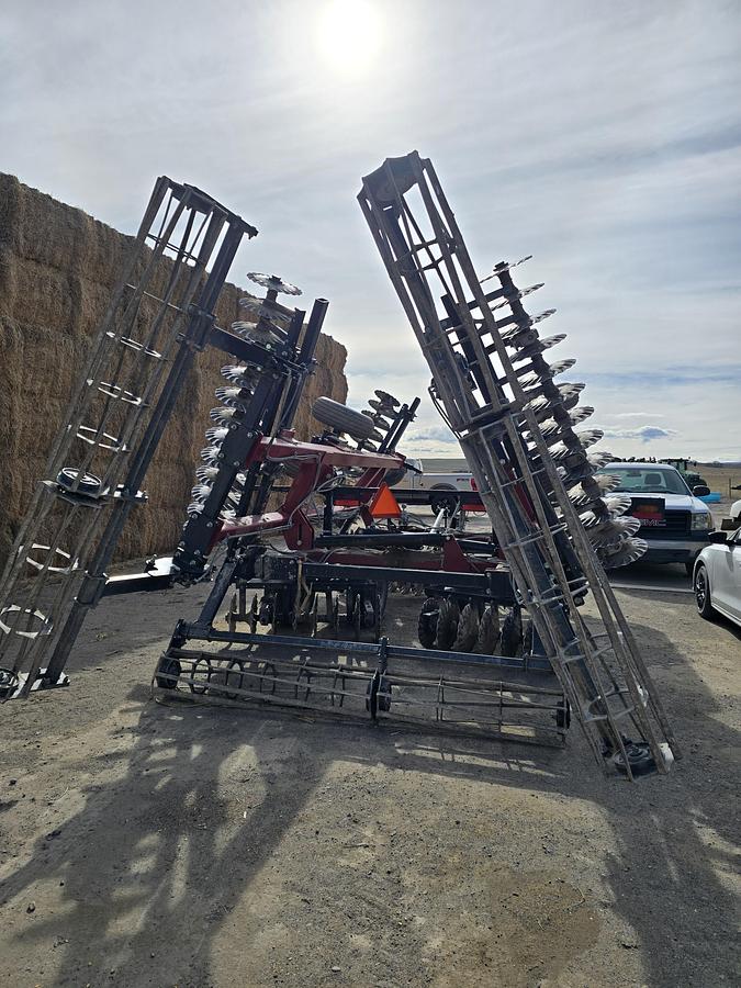 Used 2016 Case 335 Barracuda Vertical-Till Disk