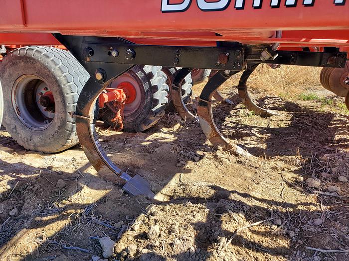 Used 2015 Kuhn Krause 4855 Disk Ripper - 11 Shank