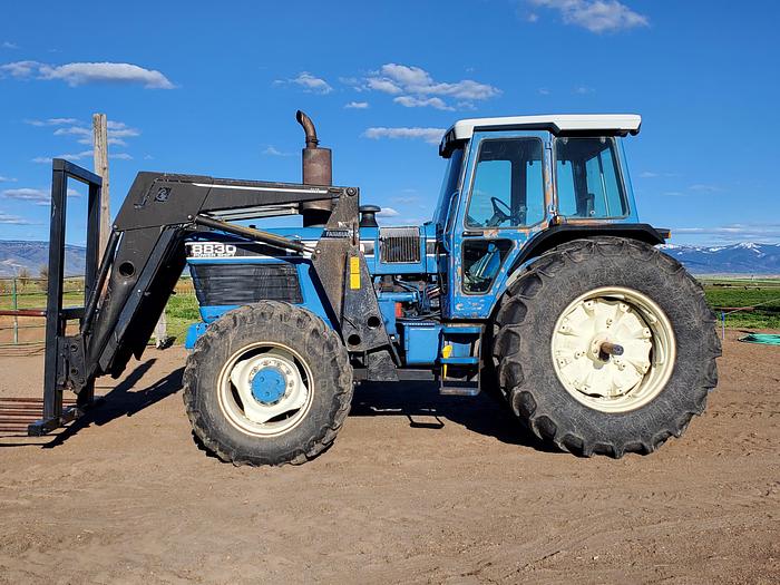 Used 1991 Ford 8830 Tractor w/ Loader