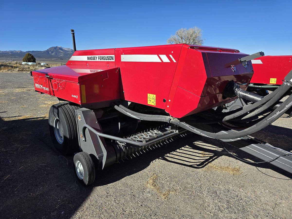 Used Massey Ferguson 1844S Baler + Staheli DewPoint 331 Hay Steamer