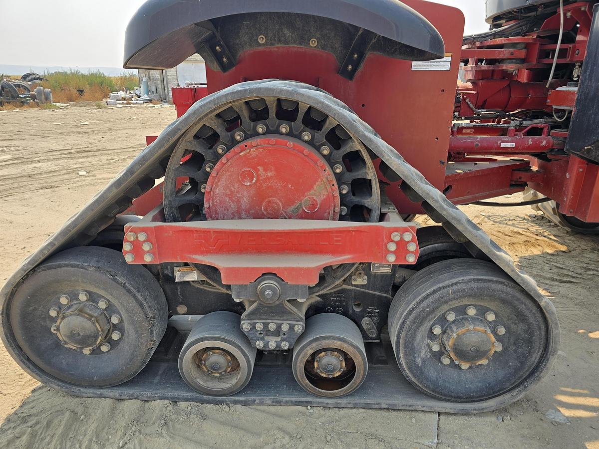 Used 2014 Versatile 450DT Tractor w/ 5000 hrs