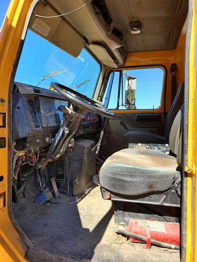 Used 2000 International 4900 Dump Truck