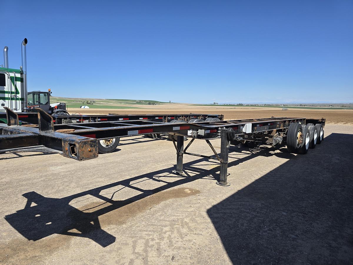 Used 40' Pratt Container / Chassis Trailer - 4 Axle