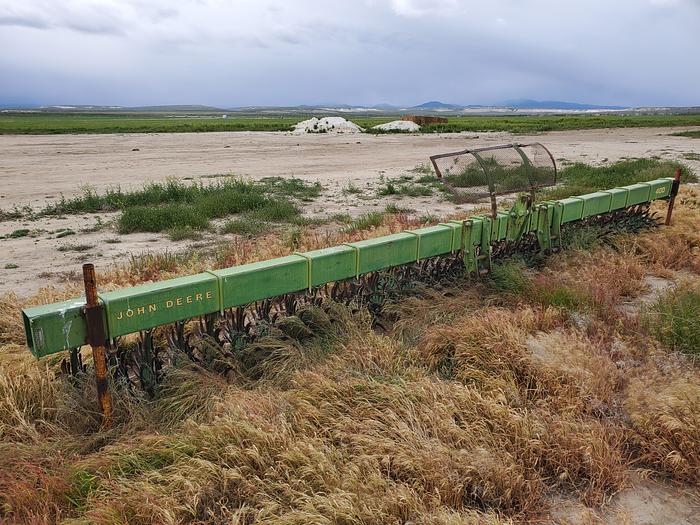 Used 21' John Deere 400 Rotary Hoe