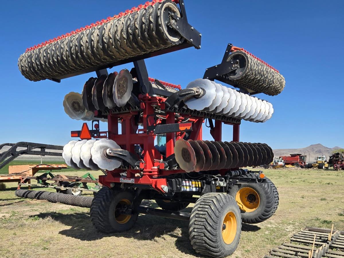 Used 2018 25' Versatile Fury HS250 High Speed Disk