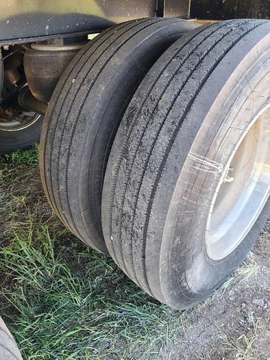 Used 2021 Western Hopper Trailer Set - 38' + 20'