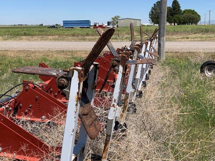 Used Case IH 1820 12R30 Row Crop Cultivator