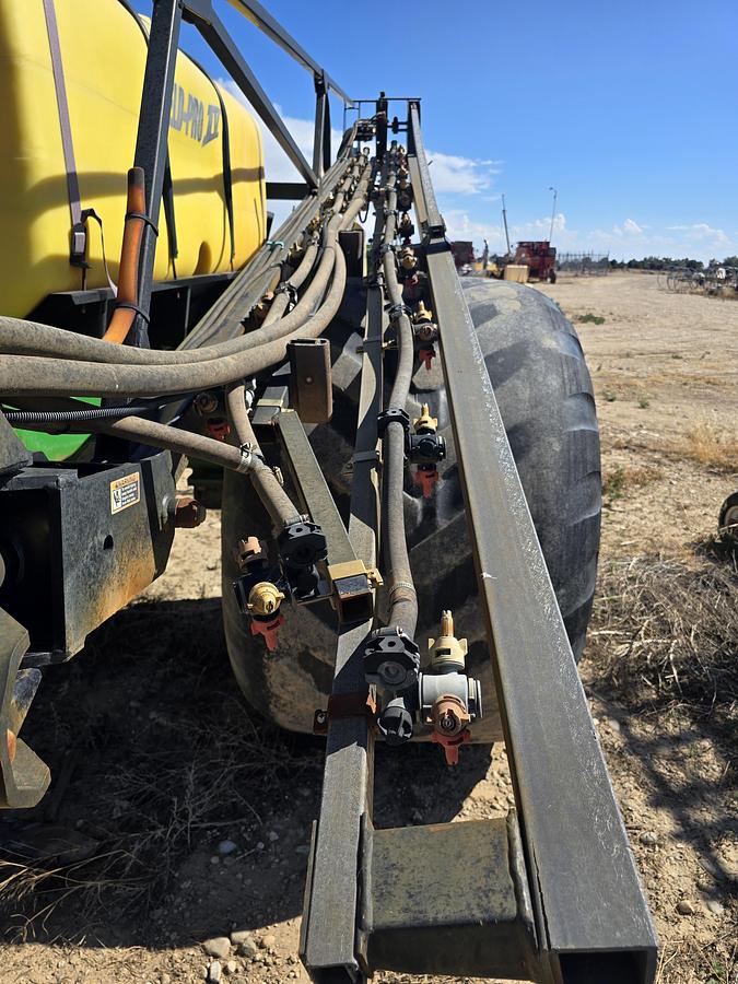 Used 80' BestWay 1000 Sprayer