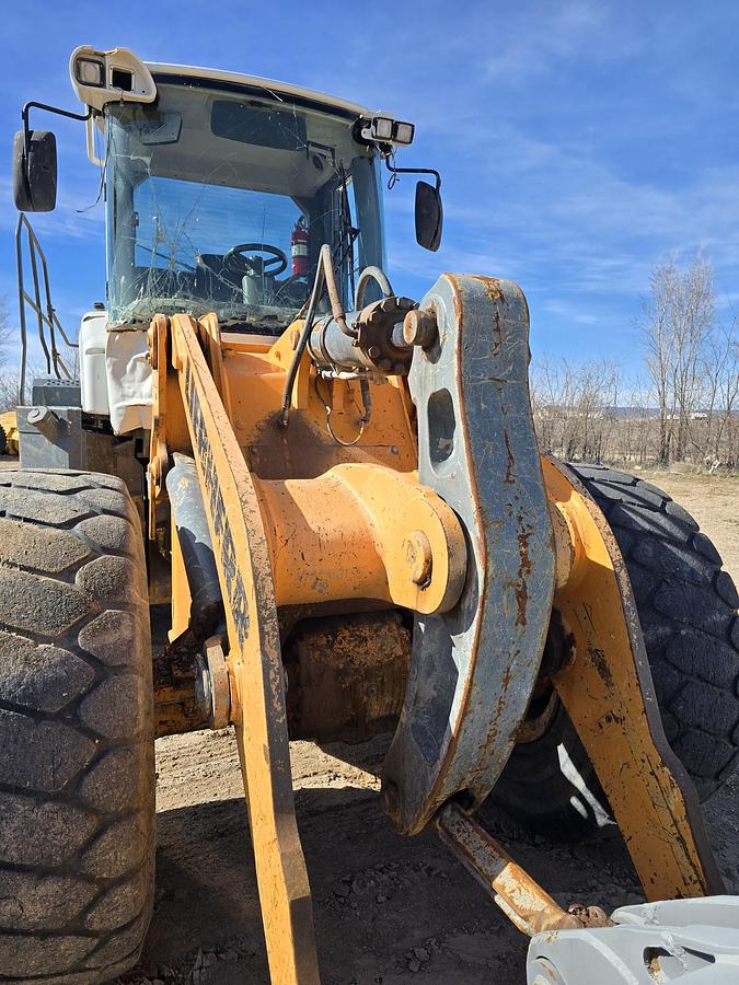 Used 2014 Liebherr L550 Wheel Loader