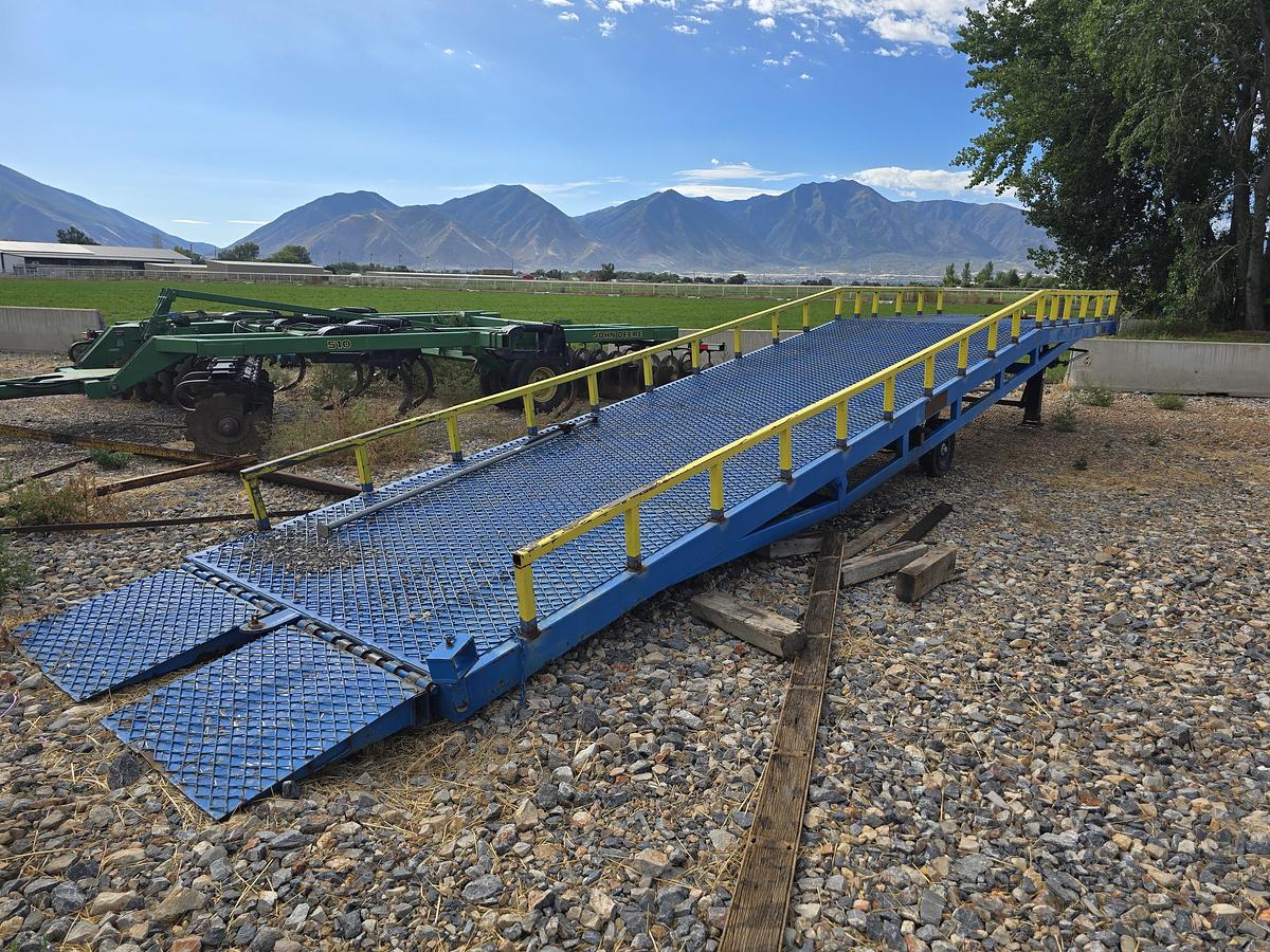 Used ZTCL Loading Ramp