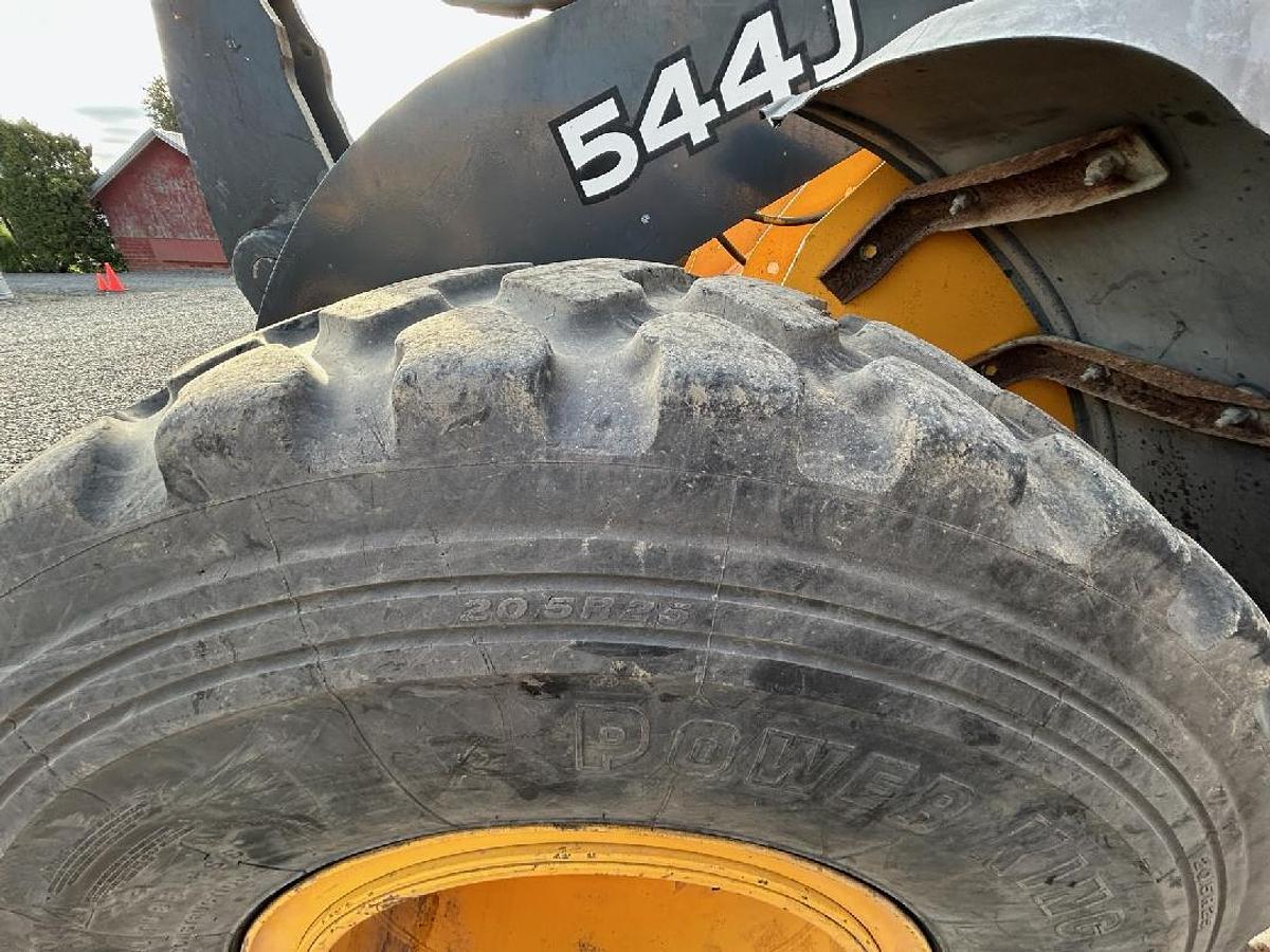 Used 2005 John Deere 544J Wheel Loader