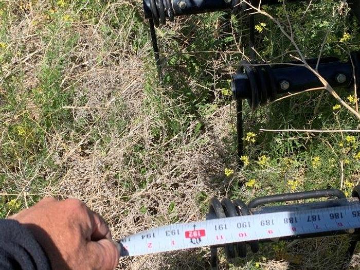 Used 2003 John Deere 2400 3-Section Chisel Plow 31'