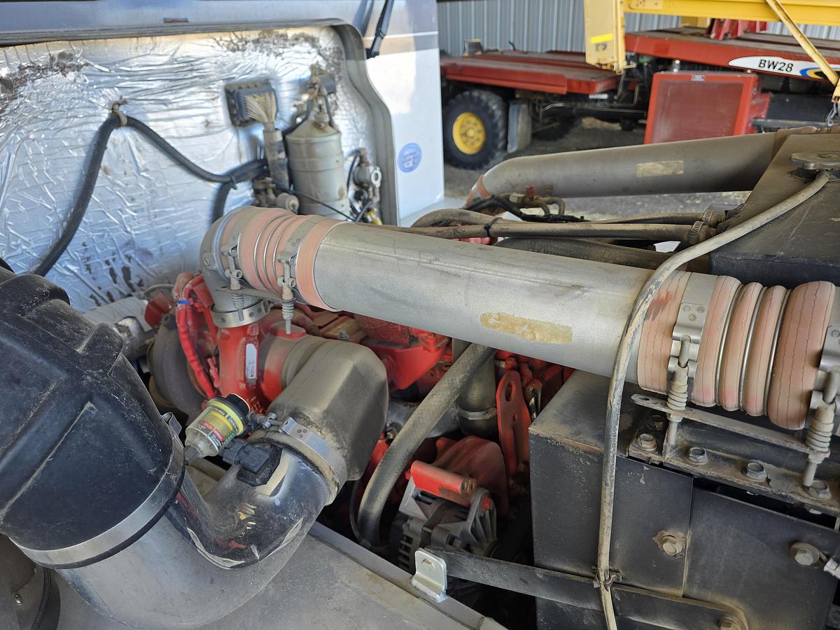 Used 2013 RoadRunner Hay Squeeze