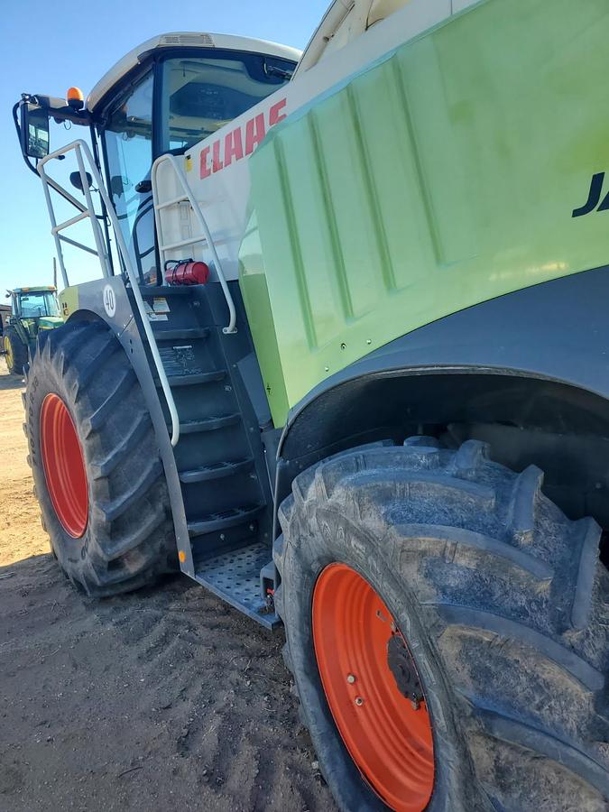 Used 2016 Claas Jaguar 980 Forage Harvester w/ 3000 hrs