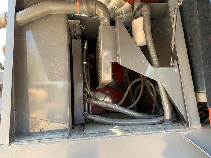 Used 2009 Massey Ferguson 9435 Windrower