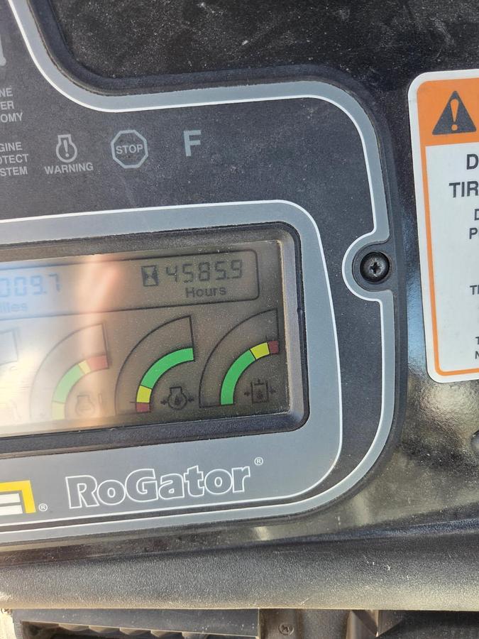 Used 2002 Ag-Chem Rogator 1254 Sprayer w/ 4500 hrs