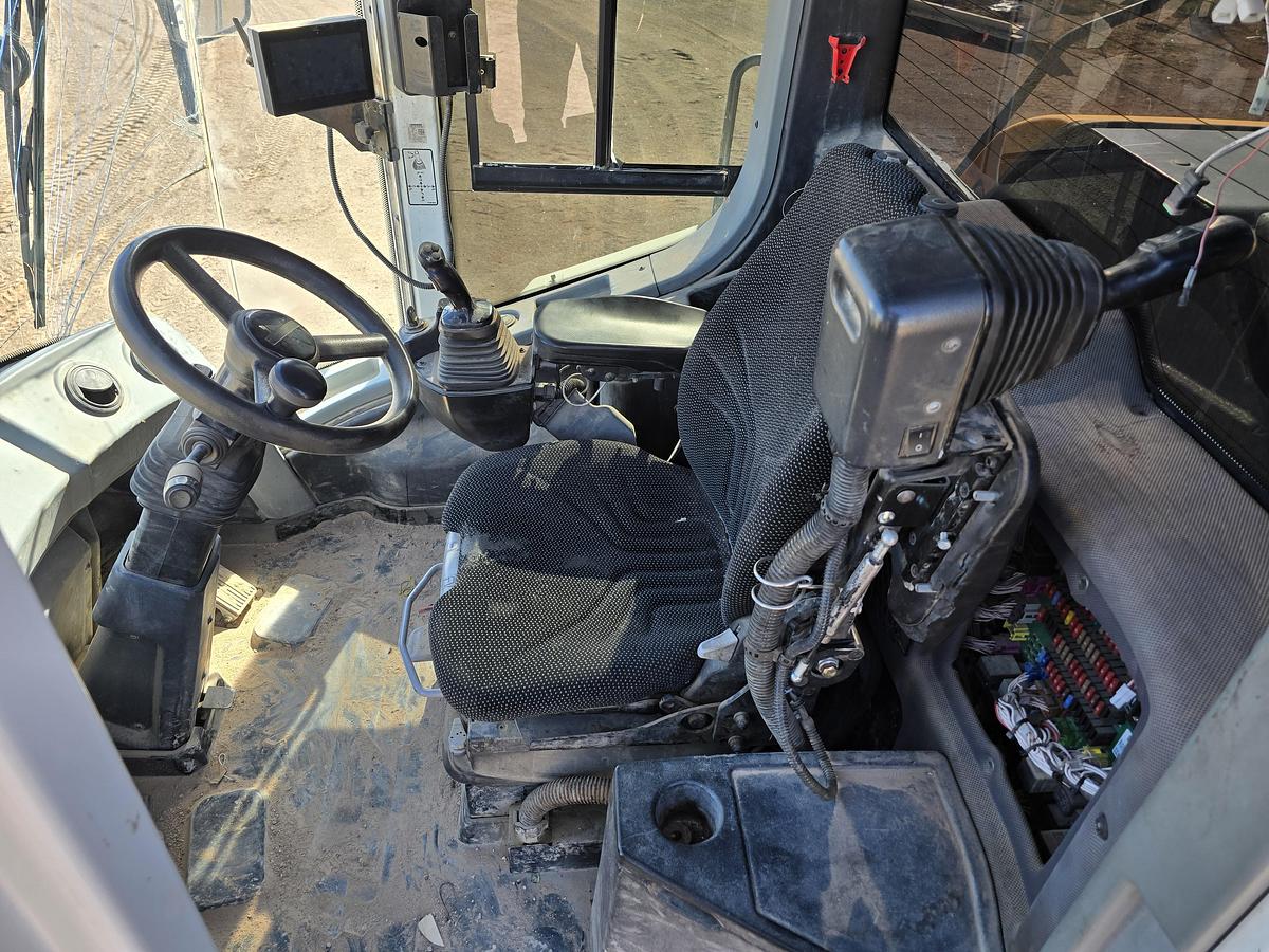 Used 2019 Liebherr L566 Wheel Loader