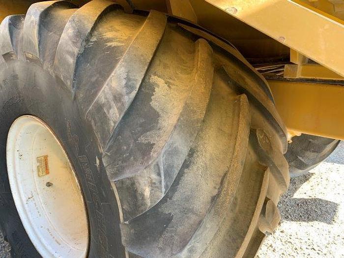 Used Ag-Chem Terragator 8203 Air Spread