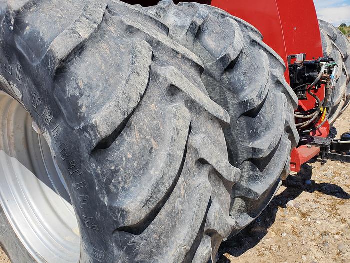 Used 2010 Case Steiger 435 Tractor w/ Silage Blade