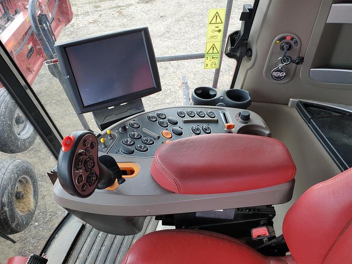 Used 2020 Case IH 9250 Combine w/ 1300 eng hrs