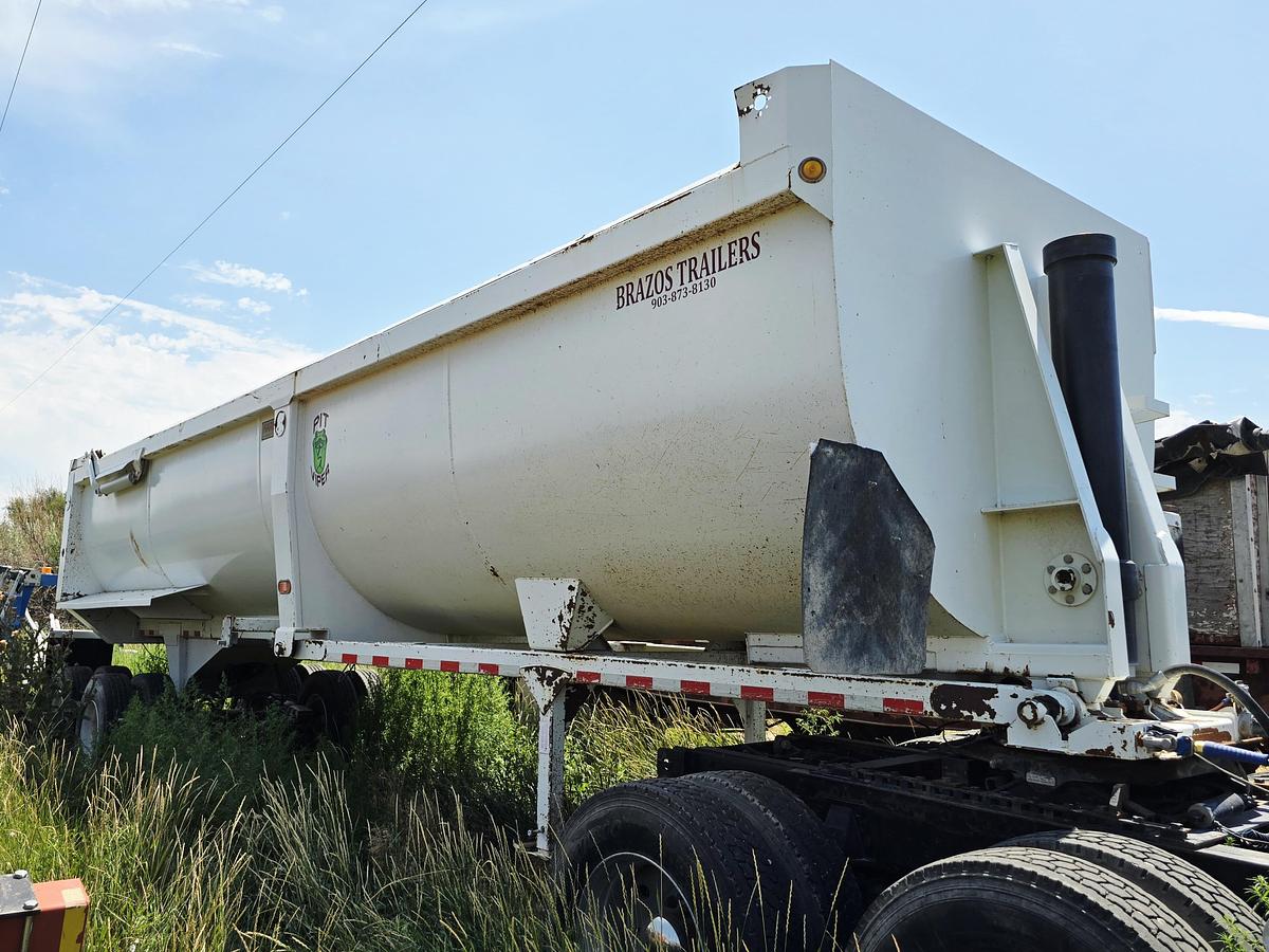 Used 2017 32' Brazos End Dump Trailer