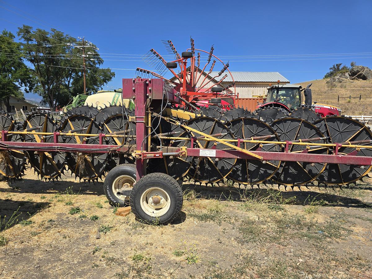 Used Darf 1017FDB Wheel Rake