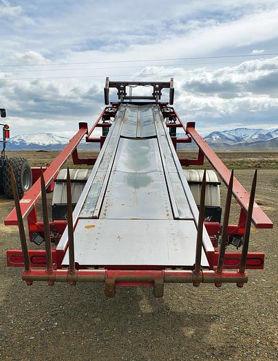 Used 2008 Stinger 6500 Bale Stacker