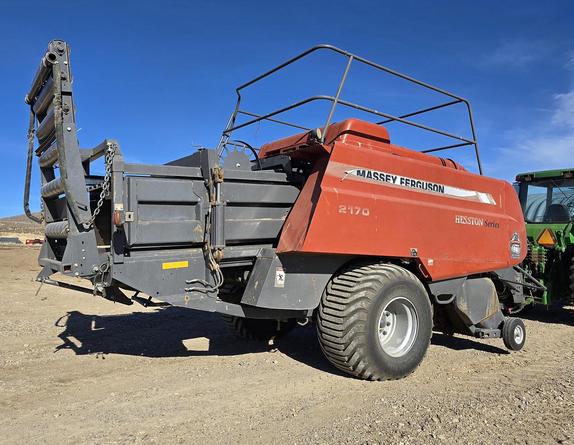 Used 2008 Massey Ferguson 2170 Baler