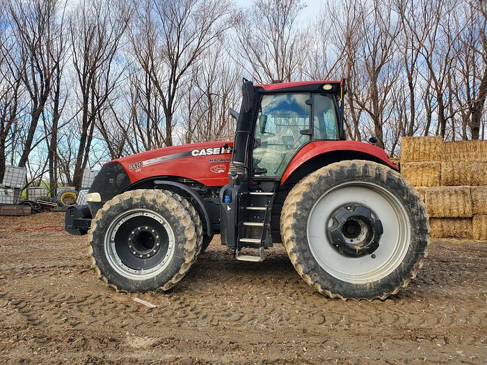 Used 2017 Case Magnum 310 CVT Tractor - 2900 hrs
